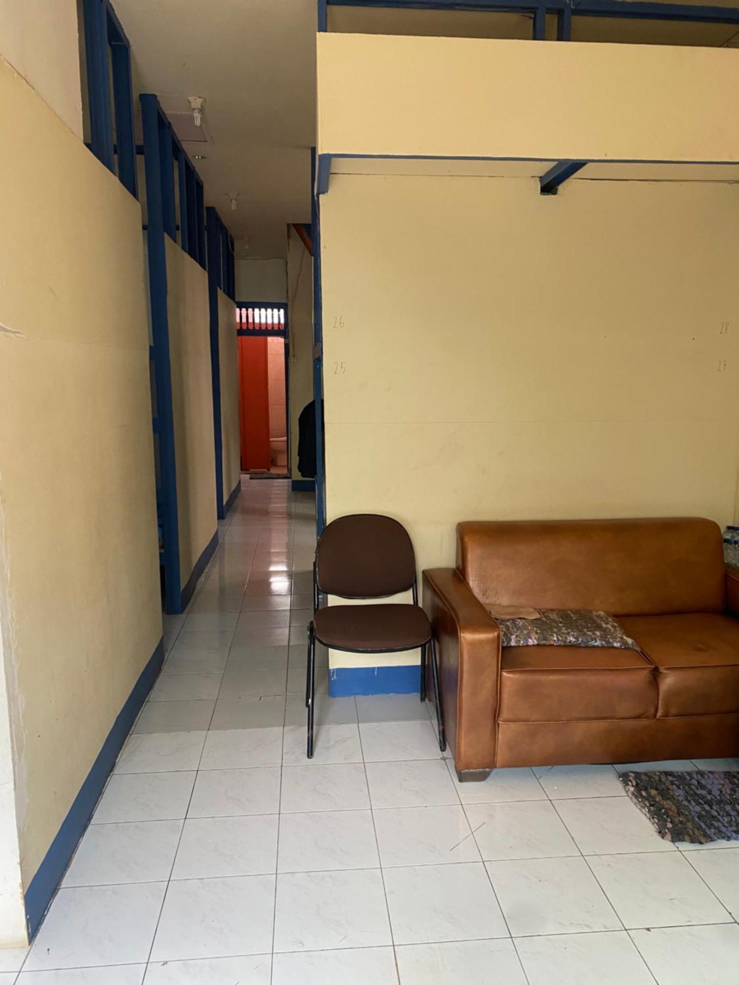 Cempaka Hostel Labuan Bajo Eksteriør bilde